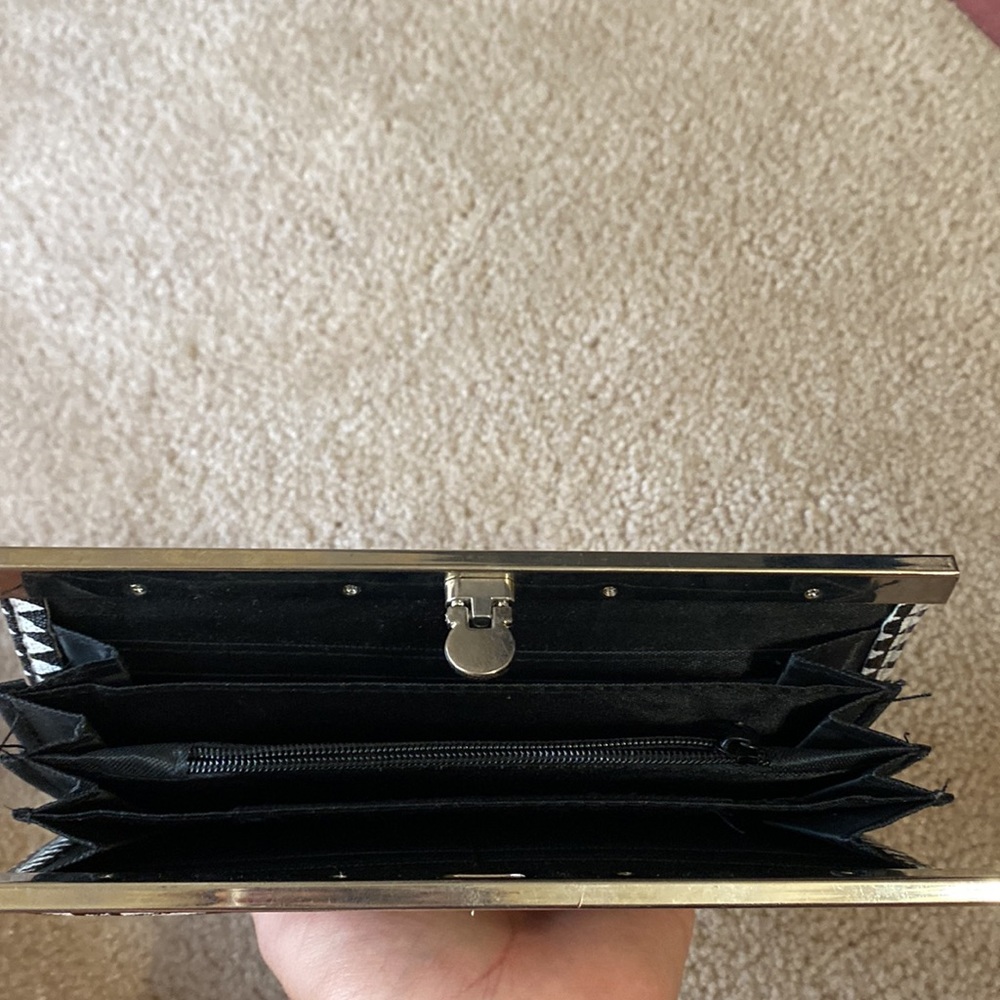 Wallet - Picture 3 of 3